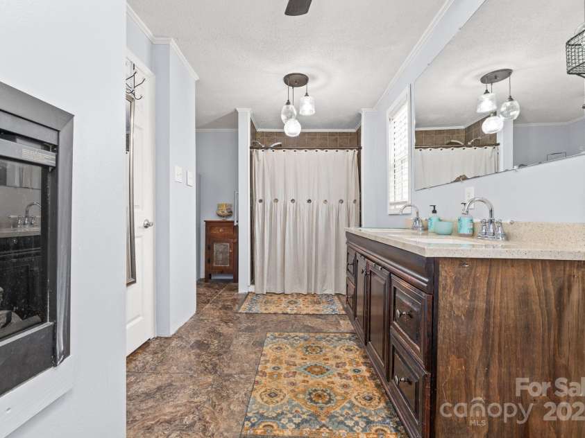 101 Main Street, Cleveland, NC 27013.  MLS# CAR4240992, YatesRealty ID 15968. 