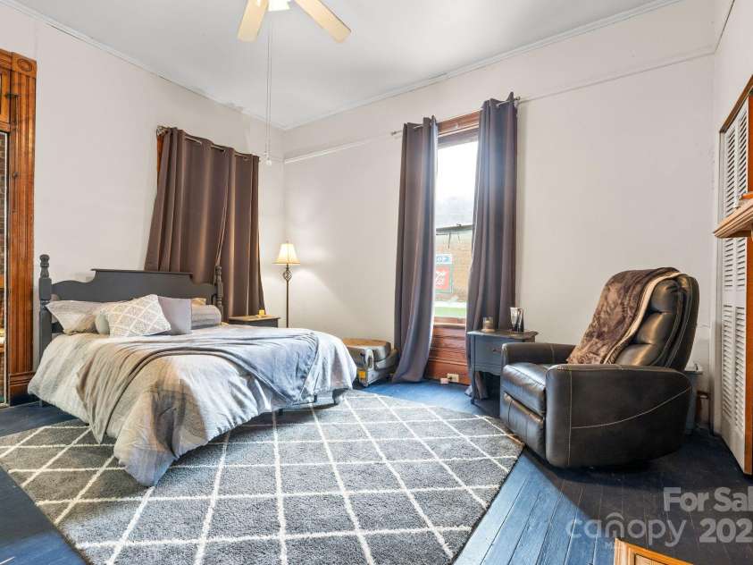 101 Main Street, Cleveland, NC 27013.  MLS# CAR4240992, YatesRealty ID 15968. 