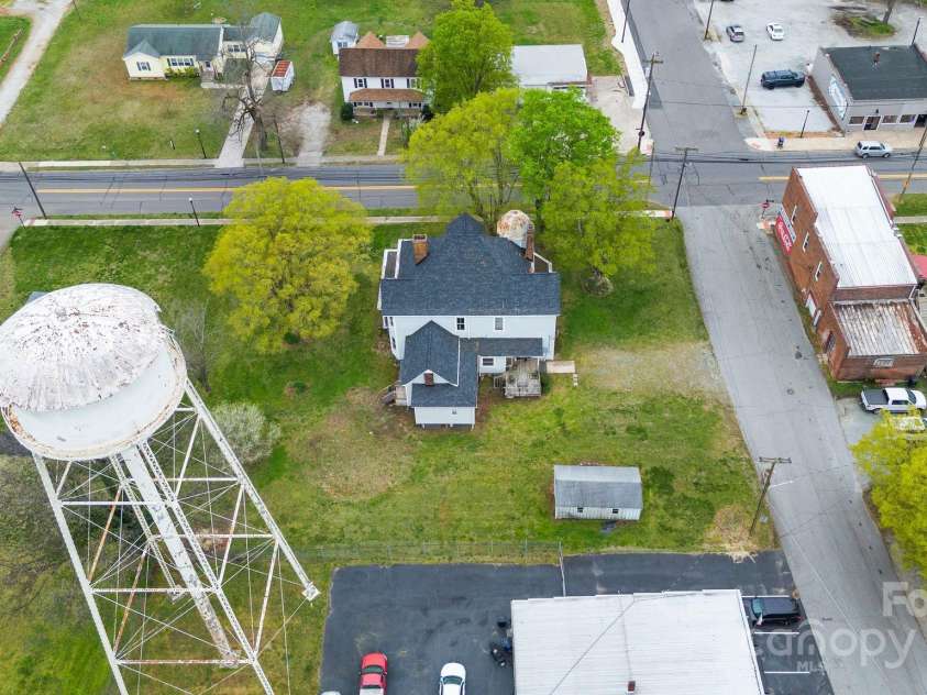 101 Main Street, Cleveland, NC 27013.  MLS# CAR4240992, YatesRealty ID 15968. 