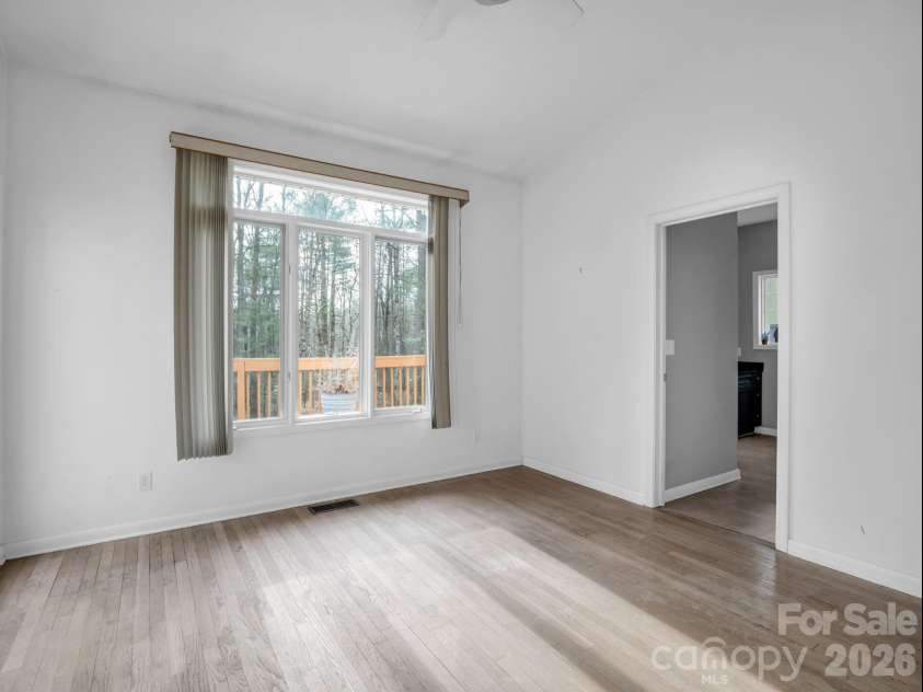 5 Hearthstone Lane, Flat Rock, NC 28731.  MLS# CAR4358961, YatesRealty ID 15969. 2nd Primary Bedroom