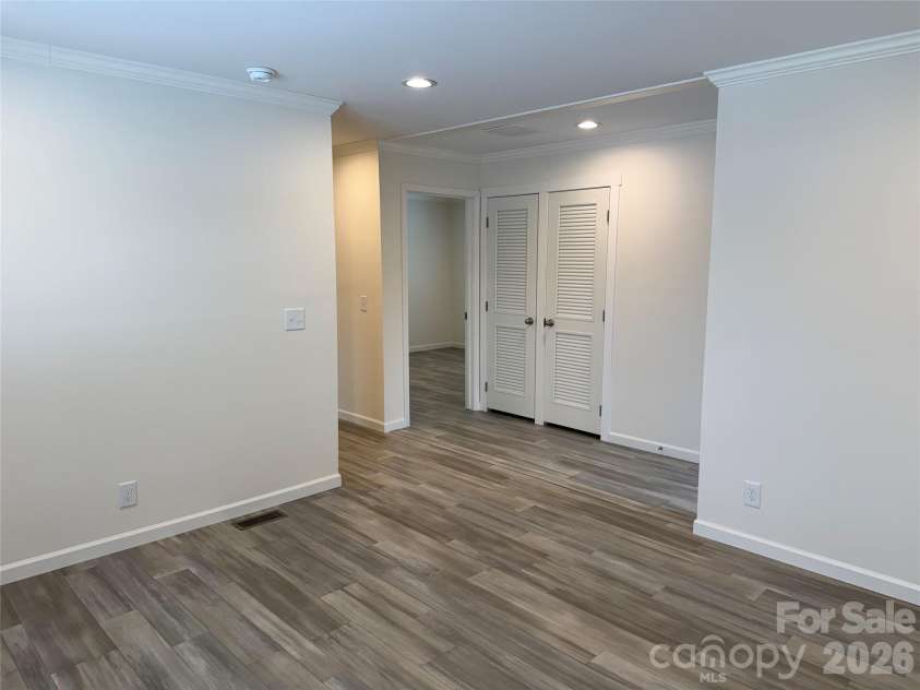 124 Titanium Drive, Statesville, NC 28625.  MLS# CAR4344096, YatesRealty ID 1597. 