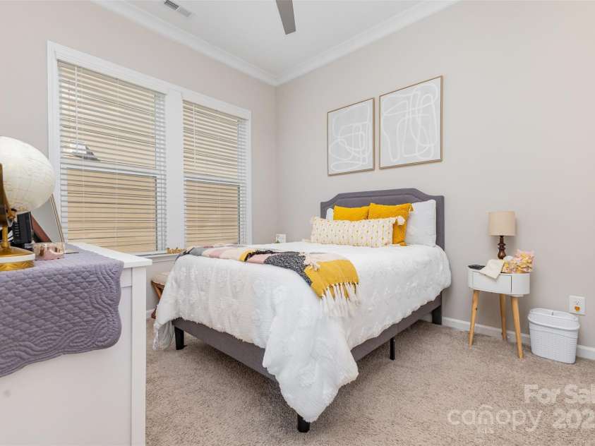 19004 Dry Narrows Way, Charlotte, NC 28278.  MLS# CAR4326256, YatesRealty ID 1597. 