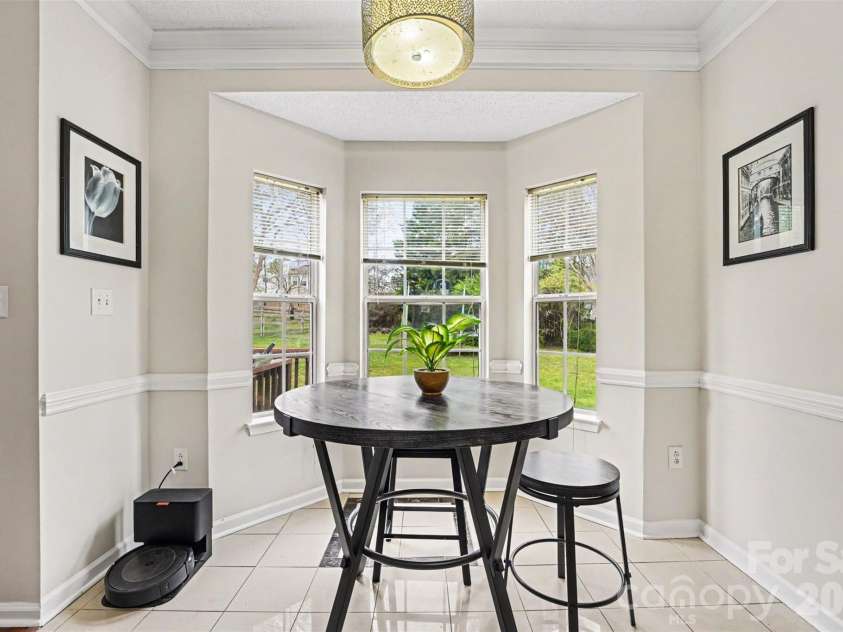 10529 Old Bridge Lane, Charlotte, NC 28269.  MLS# CAR4359597, YatesRealty ID 15970. 