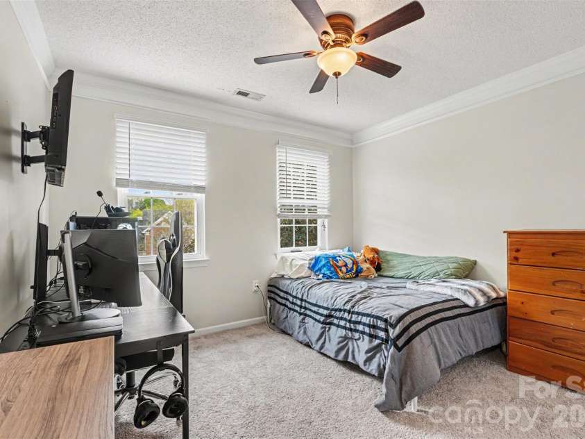 10529 Old Bridge Lane, Charlotte, NC 28269.  MLS# CAR4359597, YatesRealty ID 15970. 