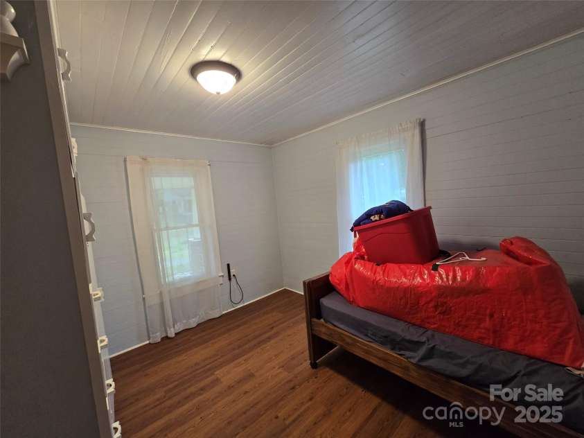 804 Dennis Street, Troy, NC 27371.  MLS# CAR4263970, YatesRealty ID 15970. 
