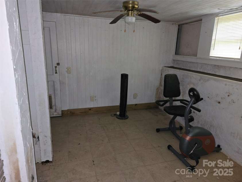 804 Dennis Street, Troy, NC 27371.  MLS# CAR4263970, YatesRealty ID 15970. 
