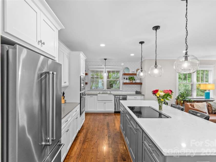 2414 Bay Street, Charlotte, NC 28205.  MLS# CAR4258181, YatesRealty ID 15971. 