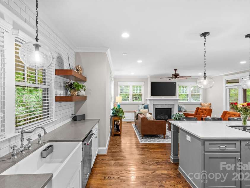 2414 Bay Street, Charlotte, NC 28205.  MLS# CAR4258181, YatesRealty ID 15971. 