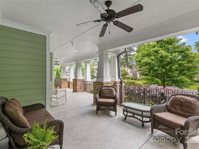 2414 Bay Street, Charlotte, NC 28205.  MLS# CAR4302831, YatesRealty ID 15971. 