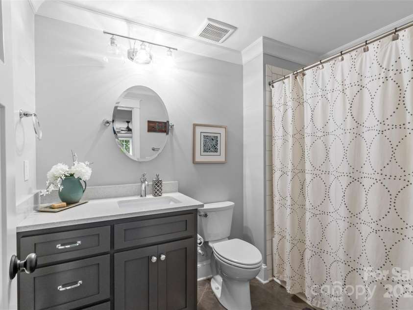 2414 Bay Street, Charlotte, NC 28205.  MLS# CAR4302831, YatesRealty ID 15971. 