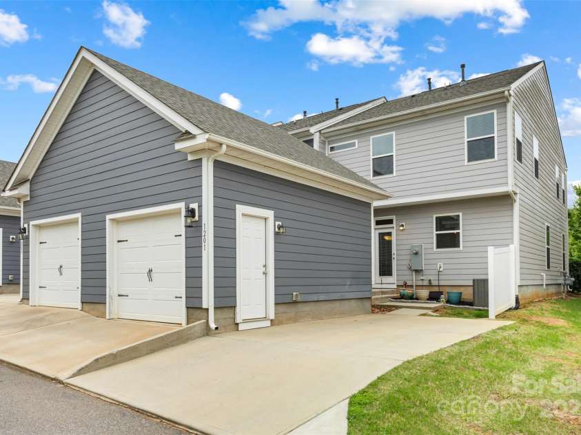 1201 Township Parkway, Belmont, NC 28012.  MLS# CAR4263753, YatesRealty ID 15972. 