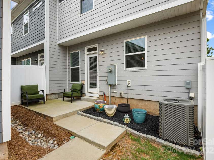 1201 Township Parkway, Belmont, NC 28012.  MLS# CAR4263753, YatesRealty ID 15972. 