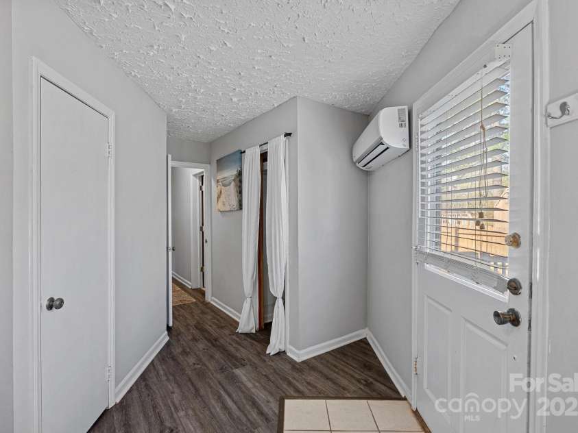 7977 Lucky Creek Lane, Denver, NC 28037.  MLS# CAR4220264, YatesRealty ID 15973. 