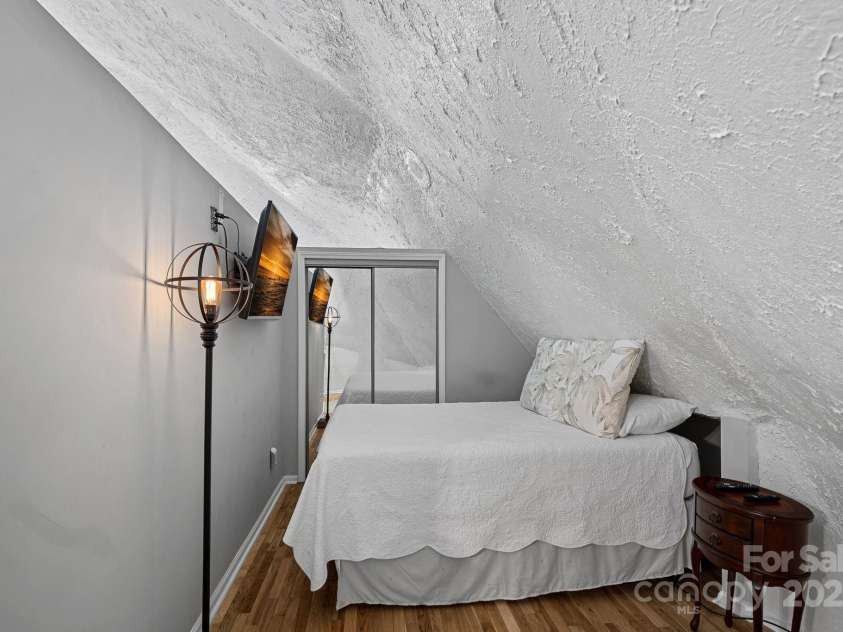 7977 Lucky Creek Lane, Denver, NC 28037.  MLS# CAR4220264, YatesRealty ID 15973. 