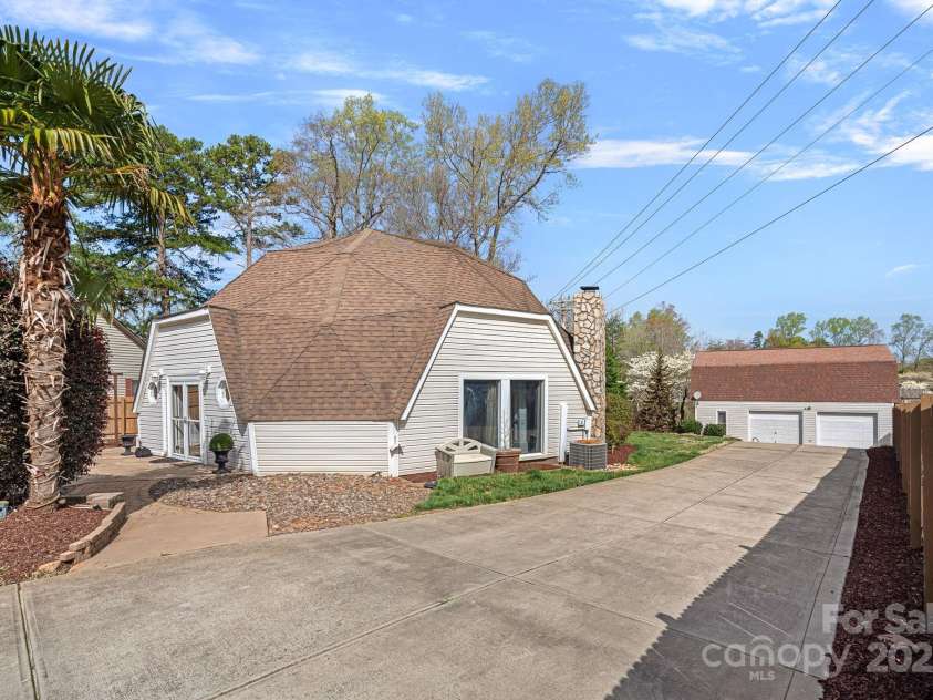 7977 Lucky Creek Lane, Denver, NC 28037.  MLS# CAR4220264, YatesRealty ID 15973. 