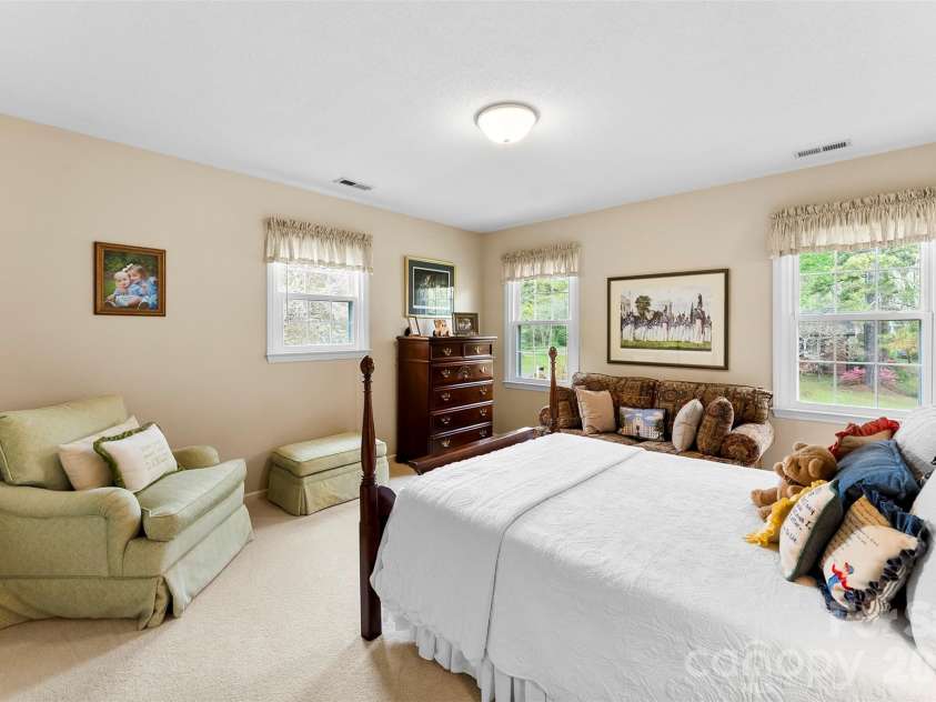 1025 Rudd Road, Gastonia, NC 28054.  MLS# CAR4359303, YatesRealty ID 15975. 