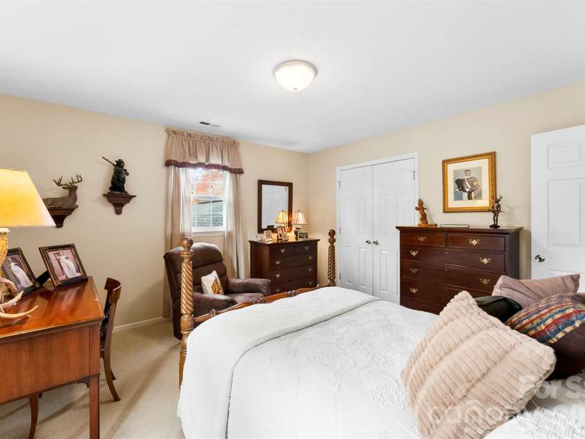 1025 Rudd Road, Gastonia, NC 28054.  MLS# CAR4359303, YatesRealty ID 15975. 