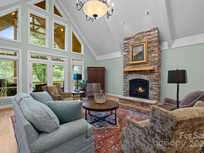 206 Stone Valley Way, Hendersonville, NC 28792.  MLS# CAR4251980, YatesRealty ID 15975. 