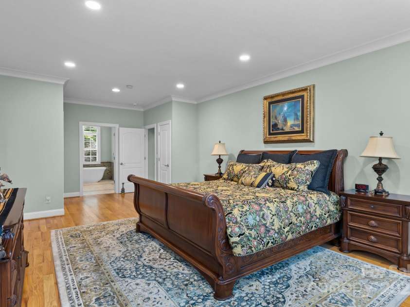 206 Stone Valley Way, Hendersonville, NC 28792.  MLS# CAR4251980, YatesRealty ID 15975. 