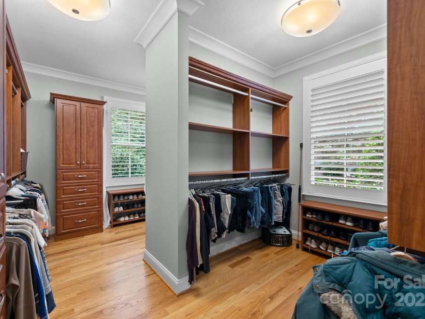 206 Stone Valley Way, Hendersonville, NC 28792.  MLS# CAR4251980, YatesRealty ID 15975. 