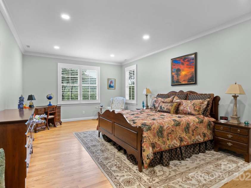 206 Stone Valley Way, Hendersonville, NC 28792.  MLS# CAR4251980, YatesRealty ID 15975. 