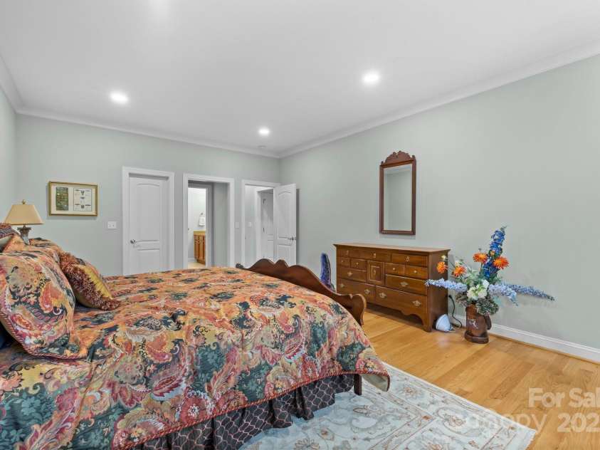 206 Stone Valley Way, Hendersonville, NC 28792.  MLS# CAR4251980, YatesRealty ID 15975. 