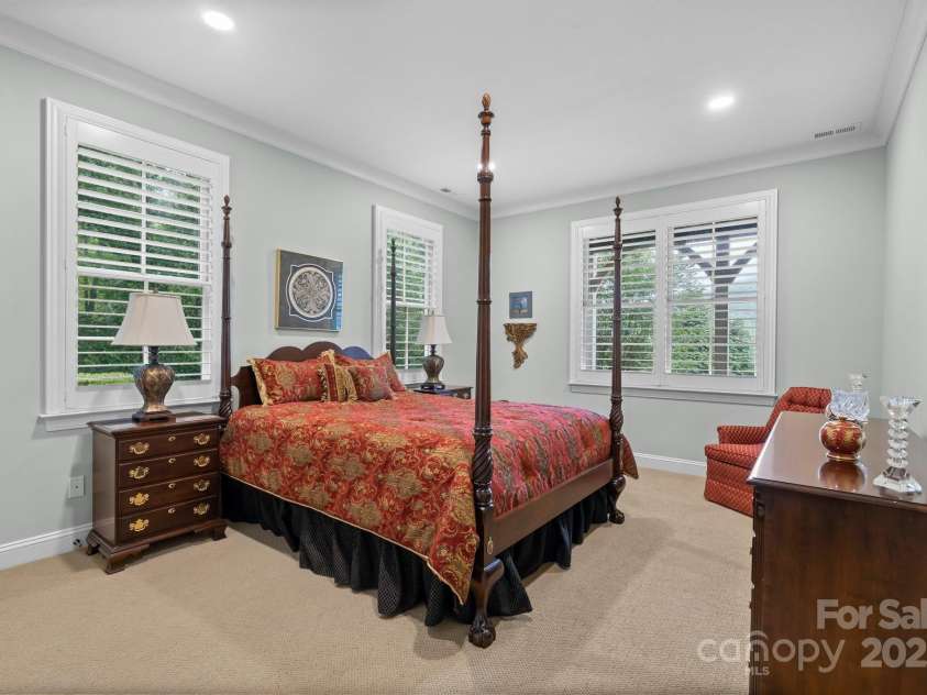 206 Stone Valley Way, Hendersonville, NC 28792.  MLS# CAR4251980, YatesRealty ID 15975. 