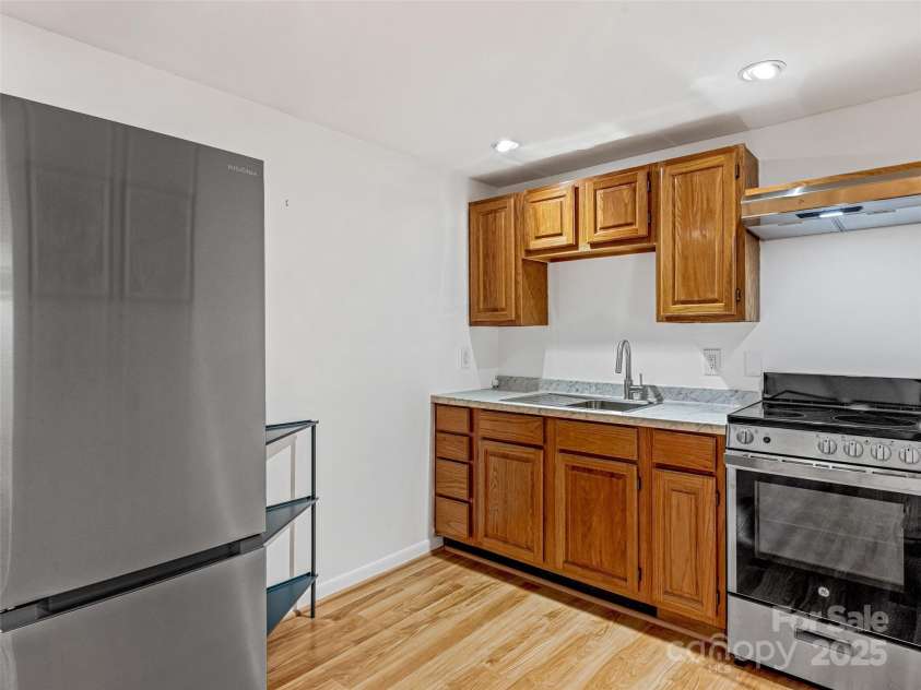 30 Summer Street, Asheville, NC 28804.  MLS# CAR4244619, YatesRealty ID 15976. Kitchen with Quality Appliances