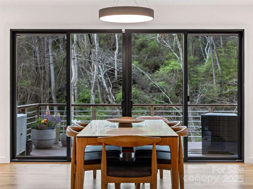 30 Summer Street, Asheville, NC 28804.  MLS# CAR4244619, YatesRealty ID 15976. Nature blends and soothes the spirit