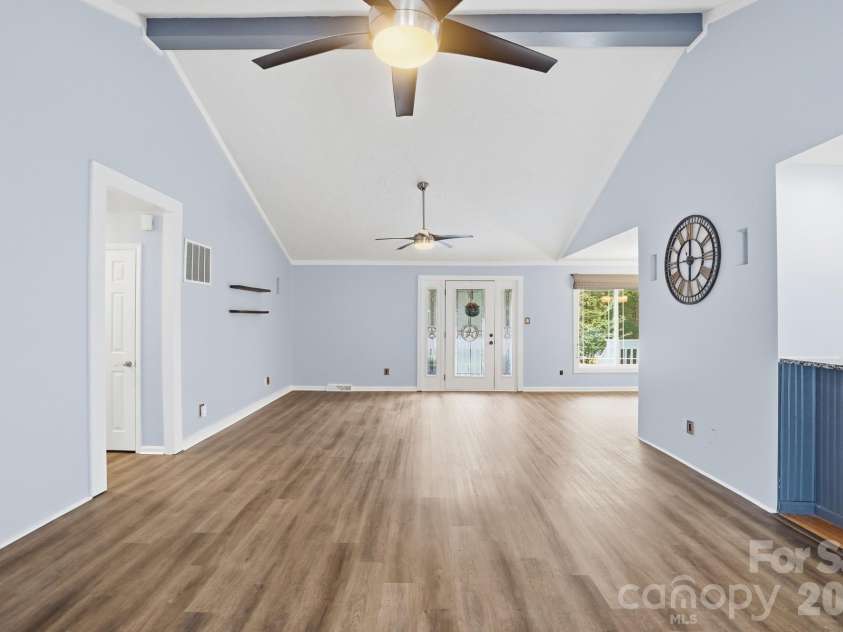 12251 Mallard Ridge Drive, Charlotte, NC 28269.  MLS# CAR4362370, YatesRealty ID 15977. 