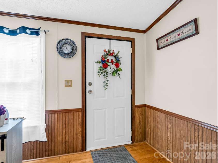 208 Oak Drive, Shelby, NC 28150.  MLS# CAR4364048, YatesRealty ID 15978. 