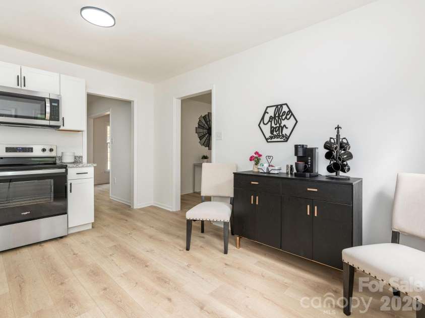 9012 Waggoneer Circle, Charlotte, NC 28270.  MLS# CAR4364561, YatesRealty ID 15979. 
