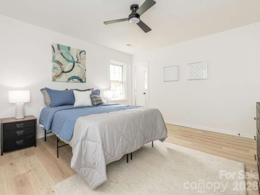 9012 Waggoneer Circle, Charlotte, NC 28270.  MLS# CAR4364561, YatesRealty ID 15979. 
