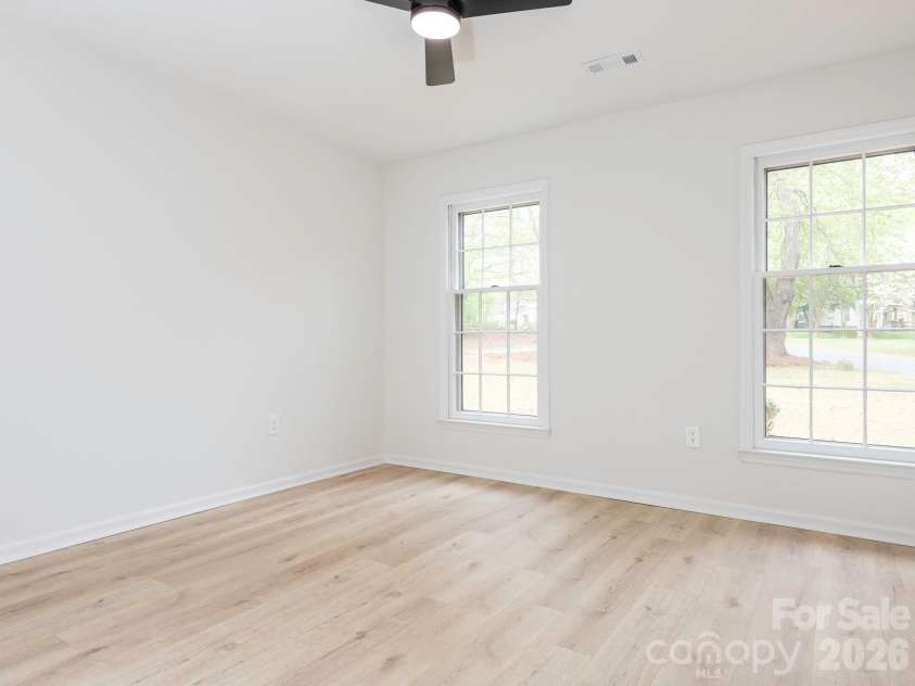 9012 Waggoneer Circle, Charlotte, NC 28270.  MLS# CAR4364561, YatesRealty ID 15979. 