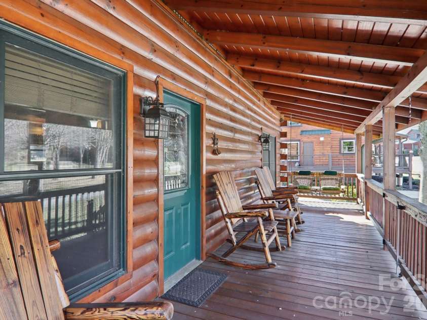 54 Meandering Way, Maggie Valley, NC 28751.  MLS# CAR4336056, YatesRealty ID 1598. 