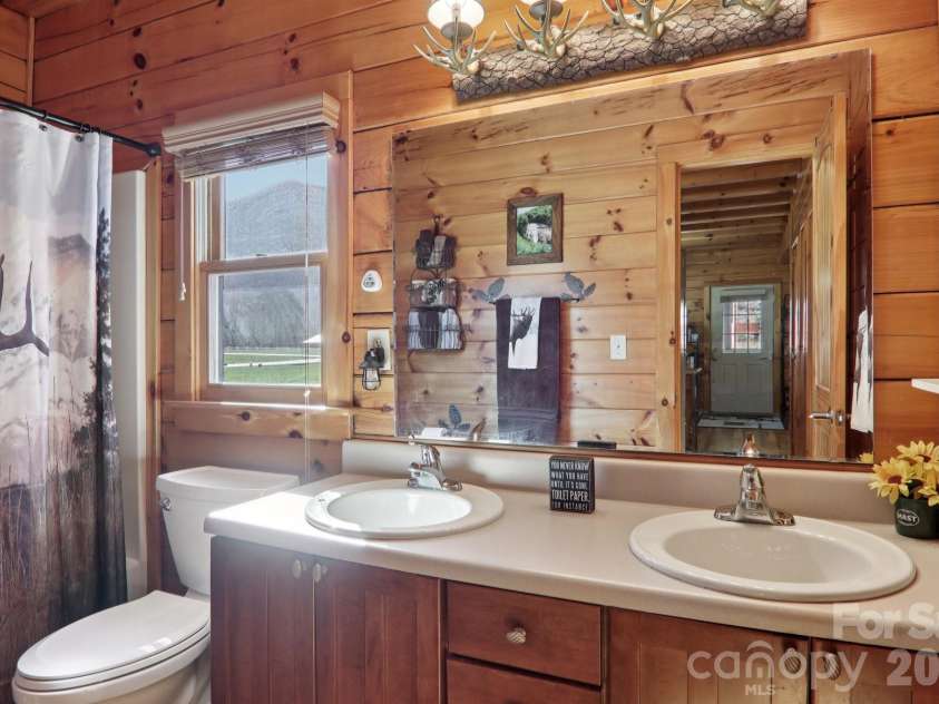 54 Meandering Way, Maggie Valley, NC 28751.  MLS# CAR4336056, YatesRealty ID 1598. 