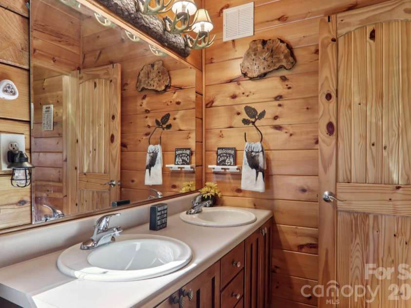 54 Meandering Way, Maggie Valley, NC 28751.  MLS# CAR4336056, YatesRealty ID 1598. 