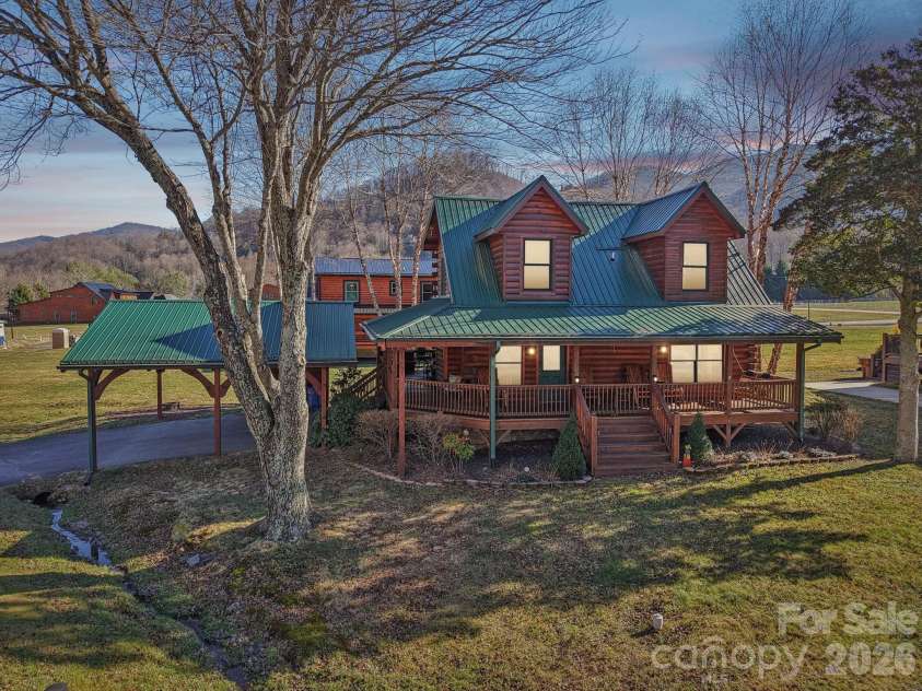 54 Meandering Way, Maggie Valley, NC 28751.  MLS# CAR4336056, YatesRealty ID 1598. 