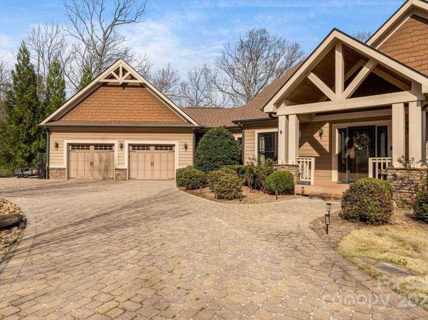 135 Anthony Court, Mill Spring, NC 28756.  MLS# CAR4227459, YatesRealty ID 15980. 