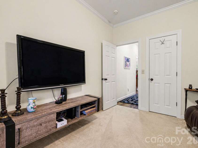 352 Hunting Ridge Lane, Shelby, NC 28150.  MLS# CAR4365036, YatesRealty ID 15981. Third bedroom