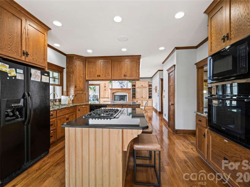 430 Parkway North Road, Mill Spring, NC 28756.  MLS# CAR4365350, YatesRealty ID 15984. Kitchen