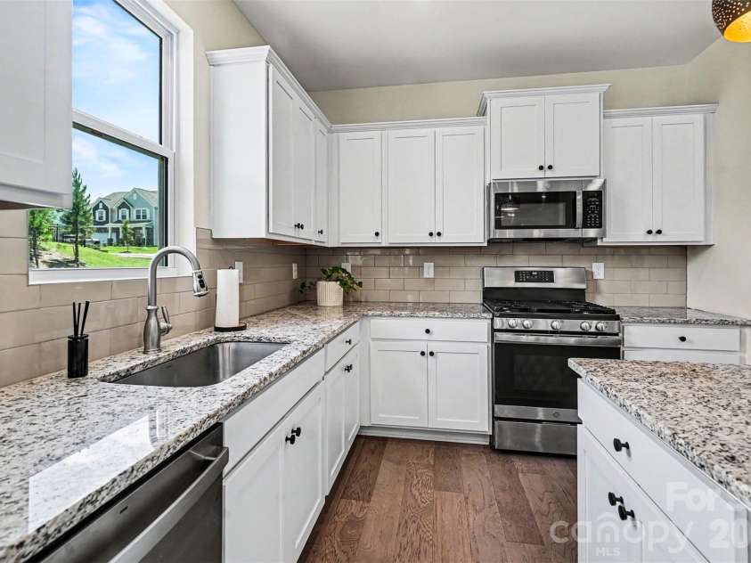 1565 Banham Drive, Indian Trail, NC 28079.  MLS# CAR4391061, YatesRealty ID 15985. Ample counter and cabinet space