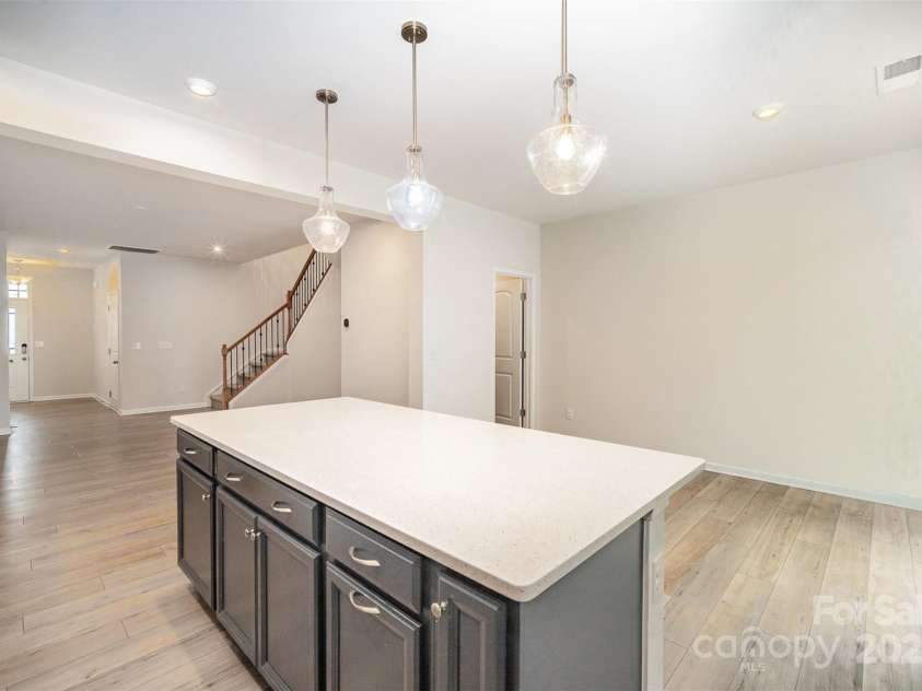 5532 Axil Lane, Charlotte, NC 28269.  MLS# CAR4230543, YatesRealty ID 15985. 
