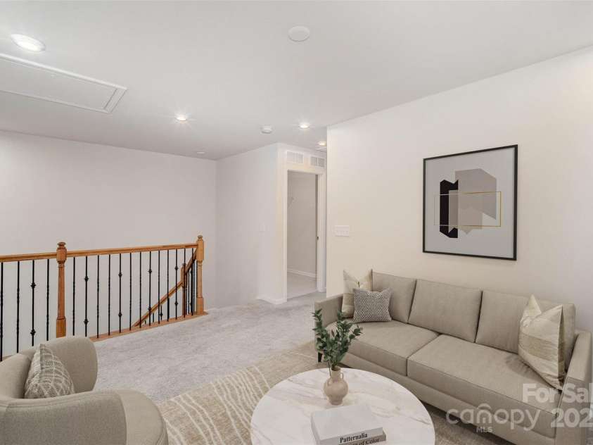5532 Axil Lane, Charlotte, NC 28269.  MLS# CAR4230543, YatesRealty ID 15985. Virtual Staging