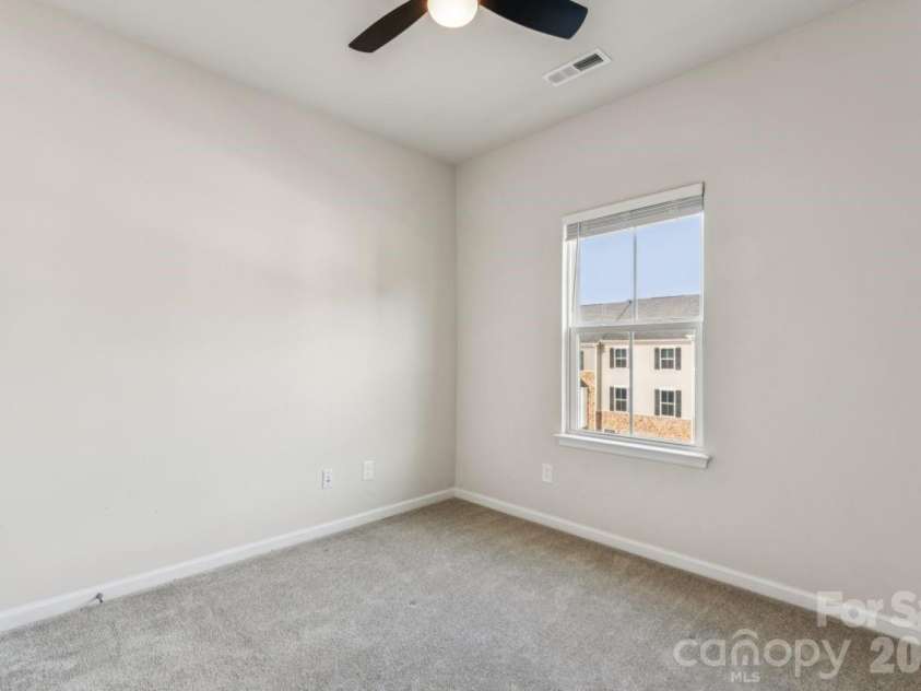 2050 Dornoch Road, Tega Cay, SC 29708.  MLS# CAR4367235, YatesRealty ID 15987. Bedrooom 3