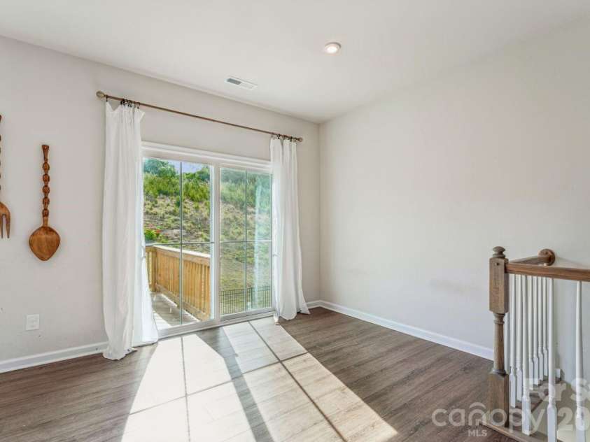 2050 Dornoch Road, Tega Cay, SC 29708.  MLS# CAR4367235, YatesRealty ID 15987. Dining Area