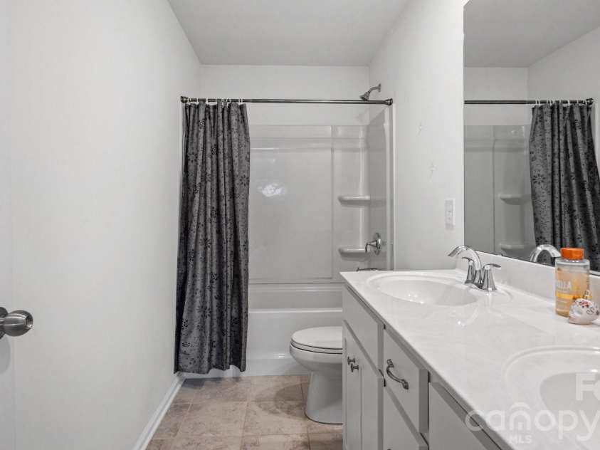 1745 Loggerhead Drive, Lancaster, SC 29720.  MLS# CAR4367143, YatesRealty ID 15988. Bathroom