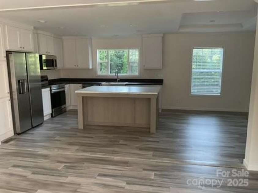 138 Zircon Drive, Statesville, NC 28625.  MLS# CAR4271013, YatesRealty ID 1599. 