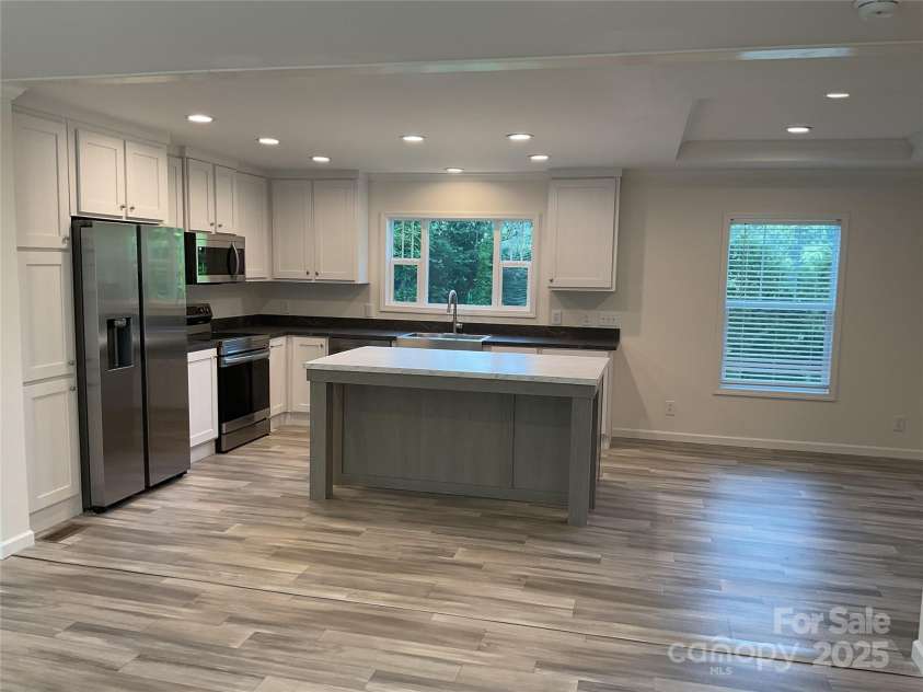 138 Zircon Drive, Statesville, NC 28625.  MLS# CAR4271013, YatesRealty ID 1599. 