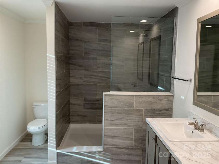 138 Zircon Drive, Statesville, NC 28625.  MLS# CAR4271013, YatesRealty ID 1599. 